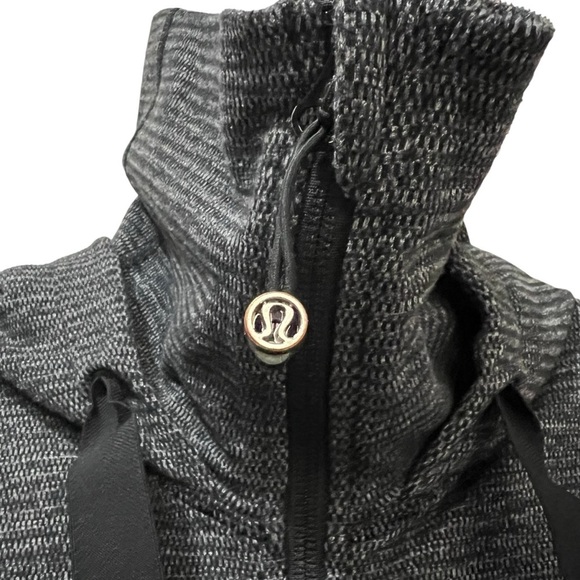 Lululemon 4 Stride Zip Up Jacket Hoodie Black Gray Long Sleeve Active Wear Y4 - Picture 3 of 7